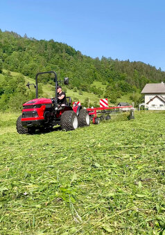 Malotraktor AGT 1060-SVAHOVÝ SPECIÁL, otoč. pracovisko, 56HP - 6