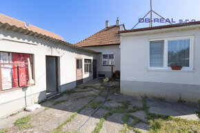 Predaj rekonštr. 3izb RD 111m2 + sklady 79m2 pozemok 800m2. - 6