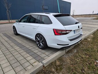 Škoda Superb Combi 2.0 TSI 4x4 Sportline DSG - 6