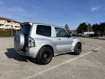 Mitsubushi Pajero 3.2 DI-D 2005 - 6