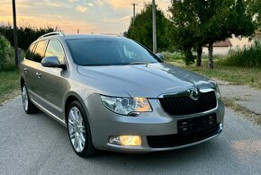 ŠKODA SUPERB 2.0 TDI DSG COMBI - 6