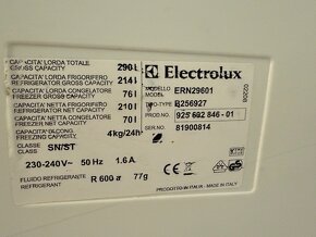 Vstavaná chladnička s mrazničkou Elektrolux 290l - 6