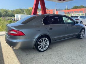 Škoda Superb 2.0 TDi 125kW 4x4 - 6