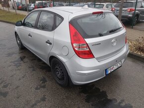 Hyundai i30 1.4 16V Classic - 6