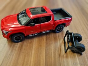 Toyota tundra 1:24 kovovy model - 6