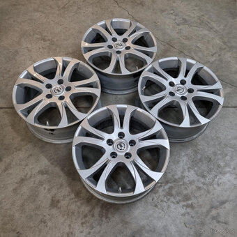 NISSAN disky 5x114.3 R17 7J ET40 - 6