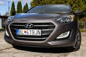 Hyundai i30 1.6 CRDi CW i 30 - 6