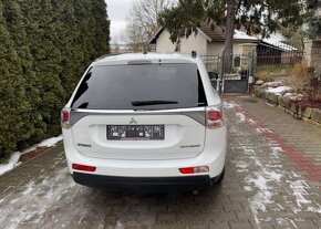 Mitsubishi Outlander 2,3 DI-D , 4x4 , 7 Míst kůže nafta - 6