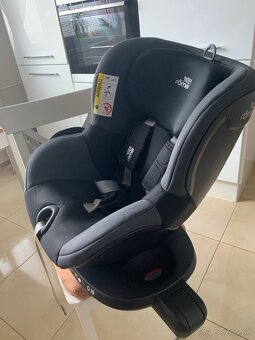 Autosedačka Britax Römer Dualfix 0-18kg - 6