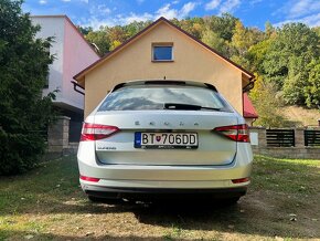 Škoda Superb Combi 2.0 TDI  DSG, TOP STAV - 6