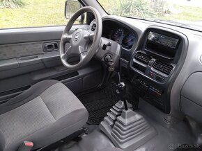 Nissan Navara NP300 4x4 - 6