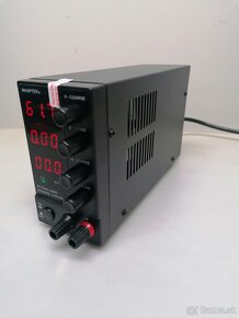 Laboratórny DC zdroj nastaviteľný 0 - 60V , 0 - 5A 300W - 6