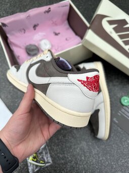 JORDAN 1 OG SP TRAVIS SCOTT REVERSE MOCHA tenisky - 6