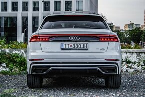 Audi Q8 55 TFSI mHEV quattro tiptronic - 6