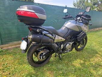 Suzuki DL650 Vstrom - 6