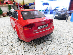 model auta Audi RS4 B7 sedan červená farba Otto mobile 1:18 - 6