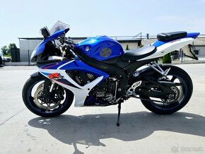 Suzuki GSX-R 600 - 6