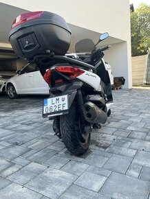 Yamaha XMAX 400 ABS - 6