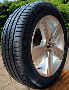 alu R16 5x112 orig. VW Golf 8, letné pneu Michelin 205/55 - 6