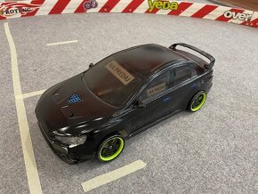 RC drift auto Sakura D5 - 6