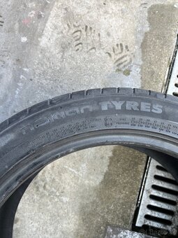 235/45 r18 letne pneu - 6