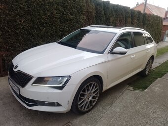 Predám 4x4 Škoda Superb 3 combi ročník 2016 DSG - 6