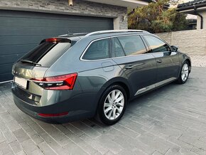 Škoda Superb combi 2.0tdi dsg Joy Plus - 6