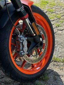 Predám KTM DUKE 890GP - 6