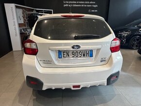 Subaru XV 2.0d Black 108 kw 4x4 - 6