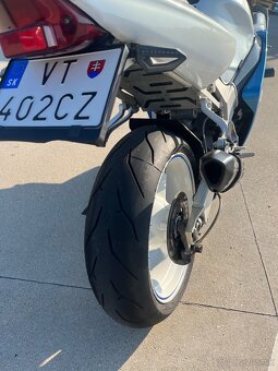 Suzuki gsxr 600 - 6