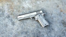 Colt 1911 pažbičky klasický tvar draconic shield 2x - 6