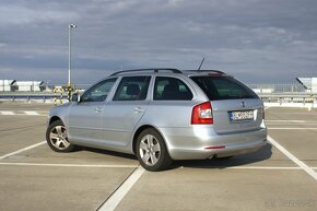 Škoda Octavia Combi 2.0 TDI 110k Elegance - 6