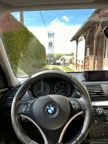 BMW 118D - 6