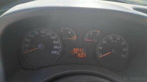 Fiat Punto 1.2 - 6