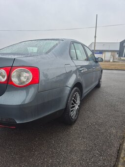 Vw jetta 1.6 75kw benzin - 6