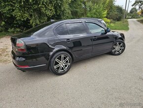 Škoda Octavia II 1.6 TDI CR Facelift Black Line - 6