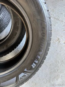 265/60R18 Good Year Ultra Grip SUV zimné pneumatiky - 6