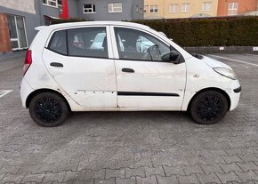 Hyundai i10 1.1i 49KW,KLIMA,NOVA STK, benzín manuál 49 kw - 6