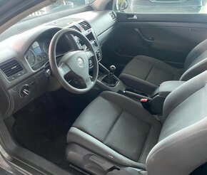 Volkswagen GOLF V 1,9TDi - 6