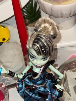 Monster High Frankie Stein Sweet 1600 - 6