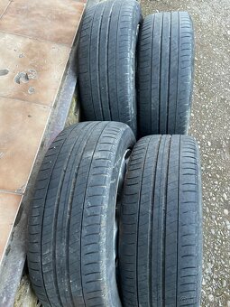 5x112 r16 elektróny Volkswagen + letné 205/55 r16 Michelin - 6