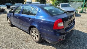 Škoda Octavia 2 facelift 1.6tdi 77kw - nedobrzdena - 6