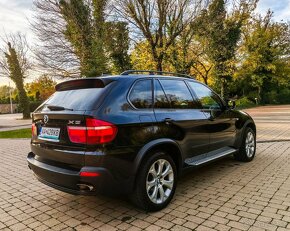 BMW X5 E70 M-packet 4.8i 4x4 261kw benzín - 6