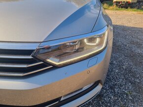 VW Passat Combi 2.0 tdi 110kw 4 motion HIGHLINE - kontr. mot - 6