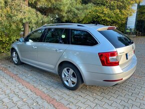 Octavia Combi 1.6 TDI 115k Style DSG EU6 - 6