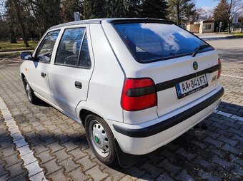 Škoda felícia 1.3 (perlovo biela) garážovaná 1998, 40kW - 6