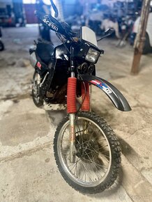 Kawasaki KLR 600 - 6