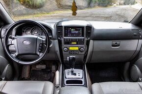 Kia Sorento 2,5 CRDi A/T 4x4 (ťažné, koža, el.sedadlo) - 6