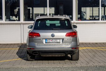 Volkswagen Touareg II 3.0 V6 TDI BMT 4MOTION 2018 - 6