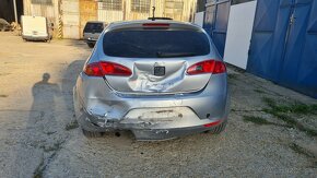 Seat Leon 1.6 i Havarovany - 6